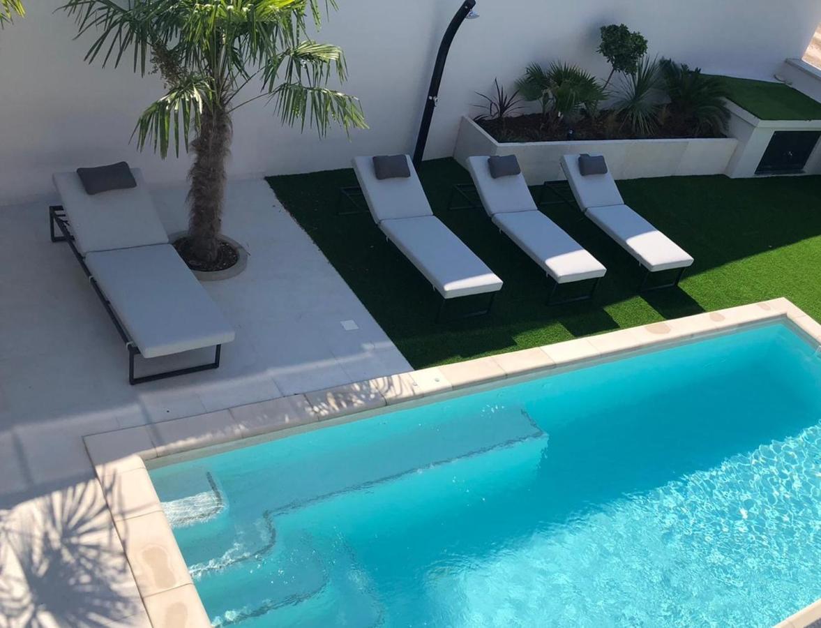 Superb Design Villa מדולין מראה חיצוני תמונה
