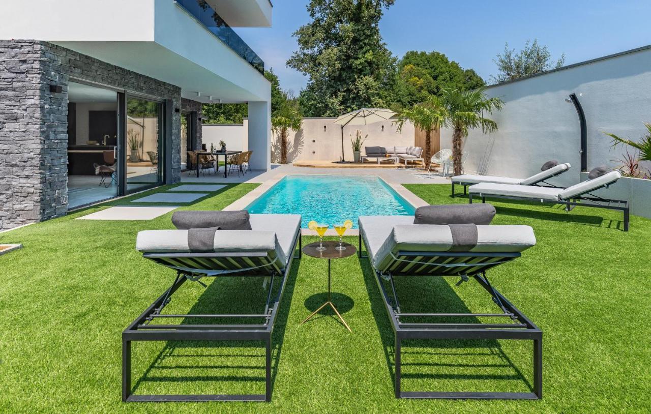 Superb Design Villa מדולין מראה חיצוני תמונה